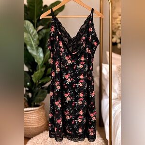 Black Floral Lace-Trim Slip Dress Sleep Wear - Women's Chemise (NWT)